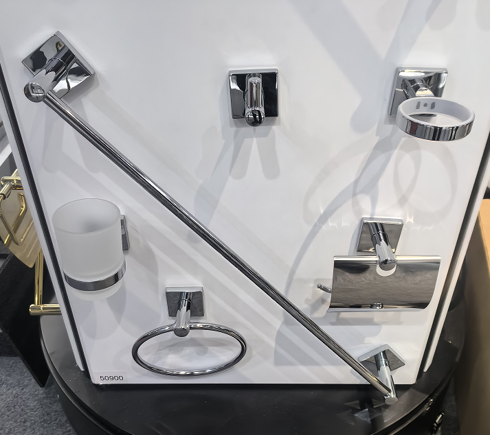 JUEGO DE ACCESORIO DE BAÑO CROMADO 6 PZA
